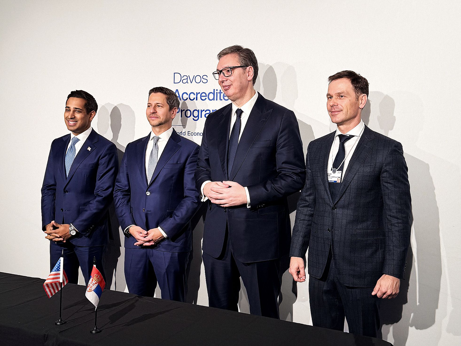 2026-0120_Davos_Group_v2.jpg