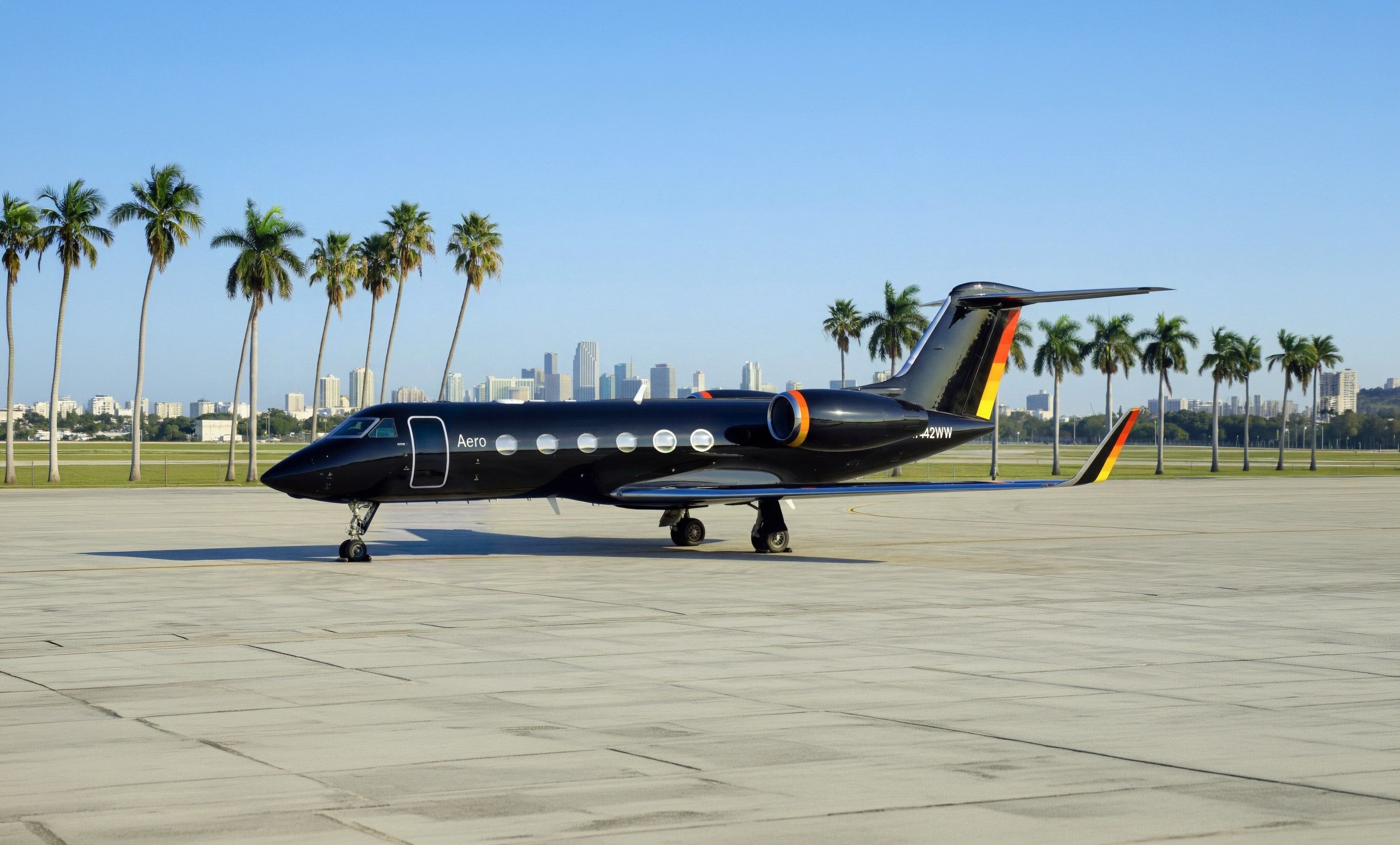 Aero___Jet_to_Aspen_and_Los_Angeles_from_Miami__1.jpg