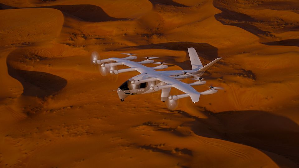 EDIT_M0_UAE_TRANSITION_FLIGHT_Still001 copy - 960px.jpg