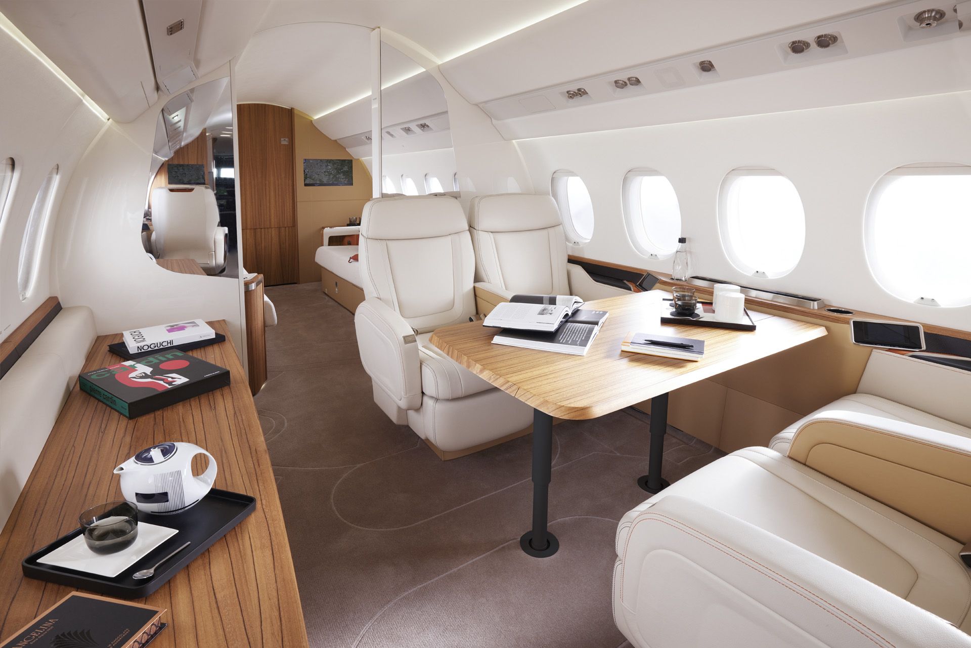 M 05 W 01 Falcon6 X 0272 ee733e81b2 - Notes from Clay Lacy’s Newly-Upgraded OXC Digs - Which are Absolutely Fabulous – and our Dassault Falcon 6X Tour - The FLY Report