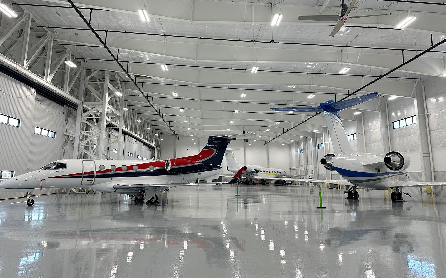 OXC Hangar 2 6836ba7e5f - Notes from Clay Lacy’s Newly-Upgraded OXC Digs - Which are Absolutely Fabulous – and our Dassault Falcon 6X Tour - The FLY Report