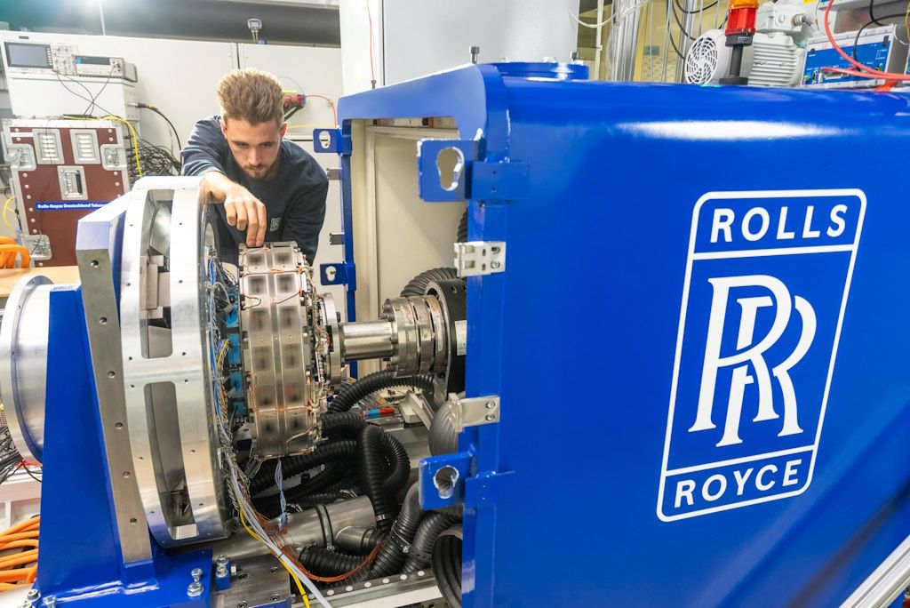 In The Wake of Rolls-Royce’s Exit from Electric Propulsion, Which Industry Players Will Emerge Victorious?