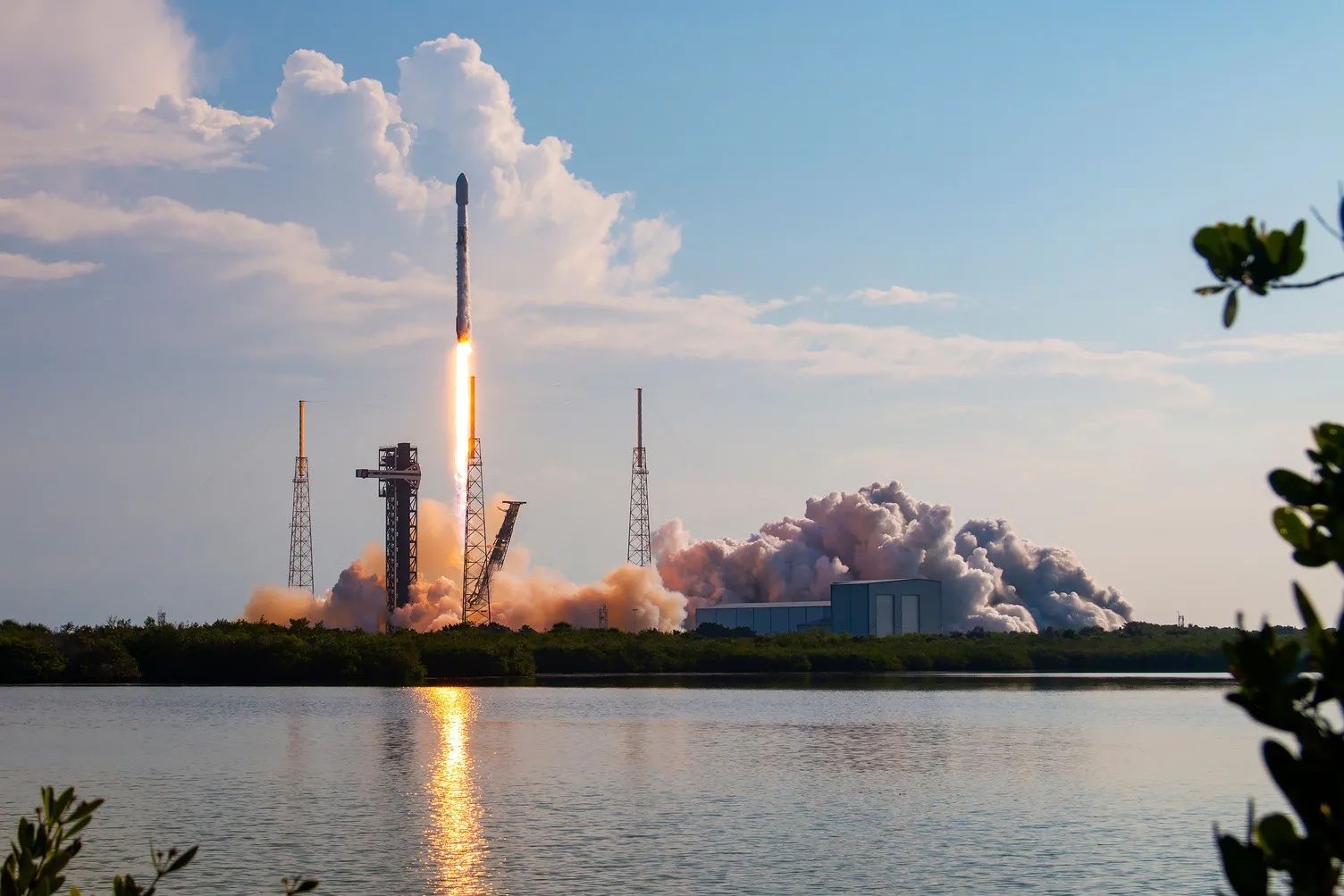WorldView-Legion-Launch-2_Liftoff-7 copy.jpg