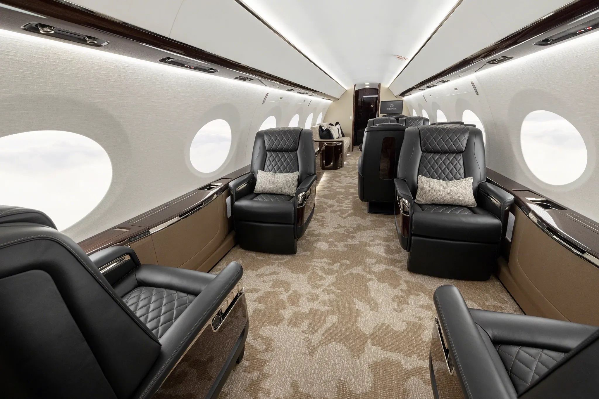 cabin copy 1ecd7ee6cc - Gulfstream Completes First G800 Delivery - The FLY Report